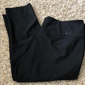 Nike Capri yoga pants
